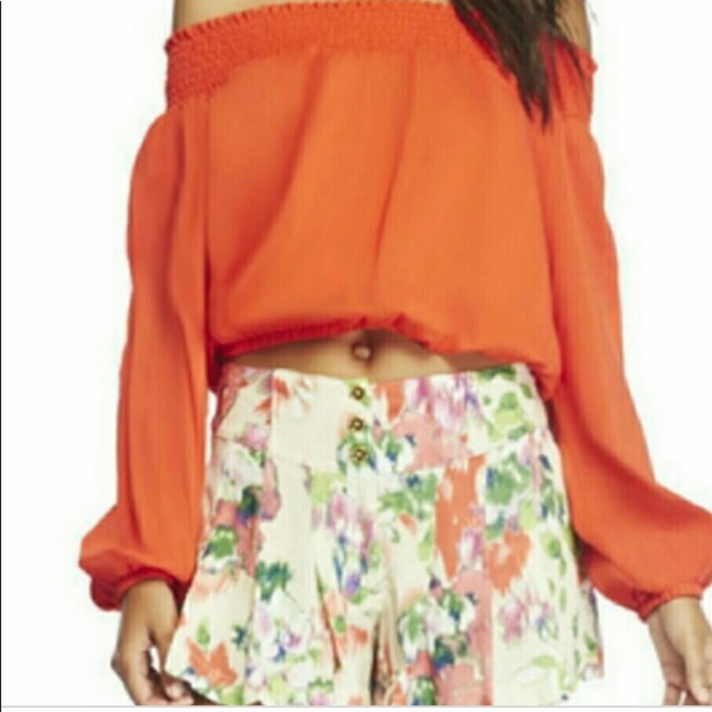 Arden B off the shoulder top/Size Medium